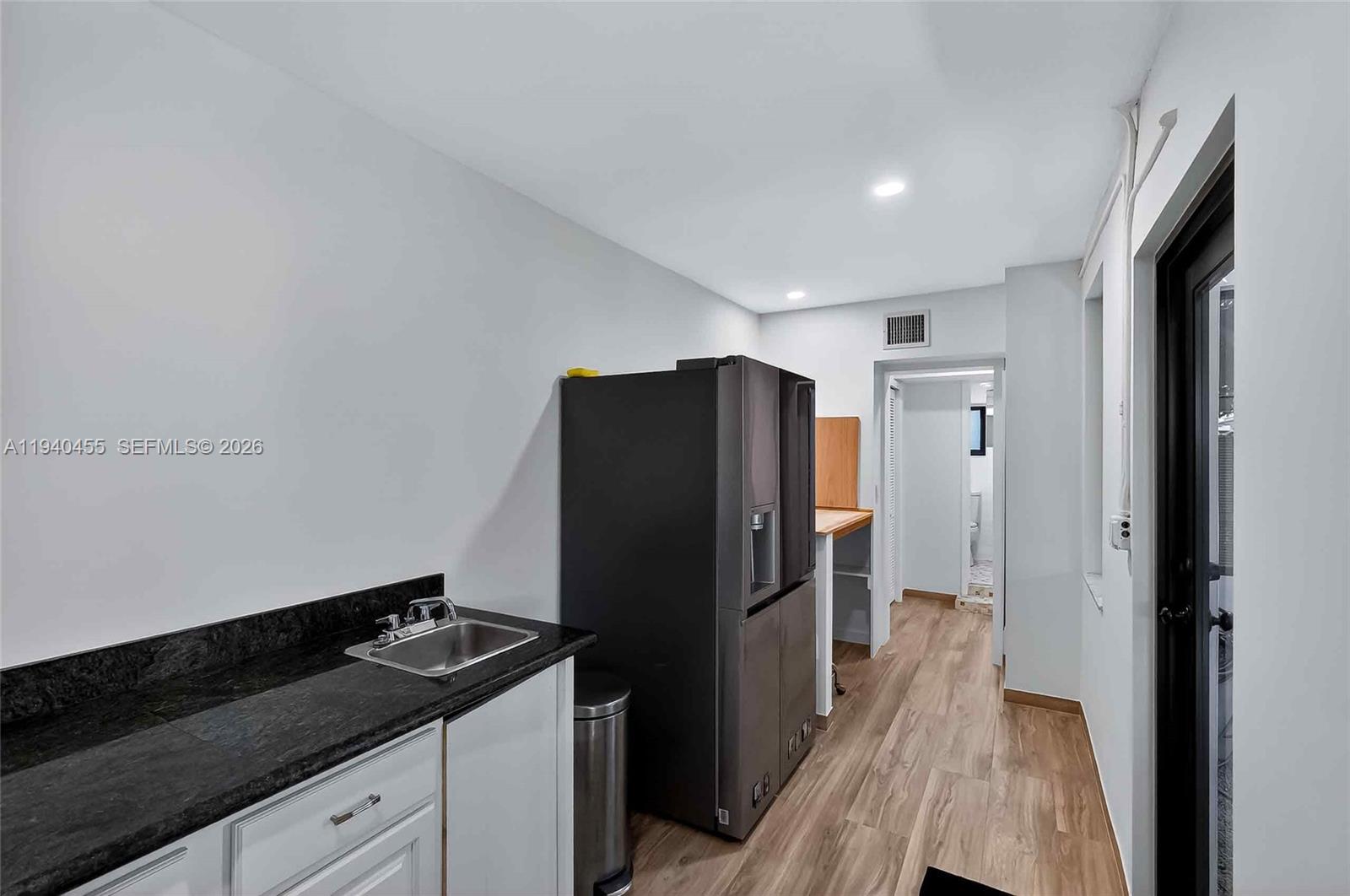 452 Southwest 21st Road Miami, FL 33129 - Photo 37 of 51