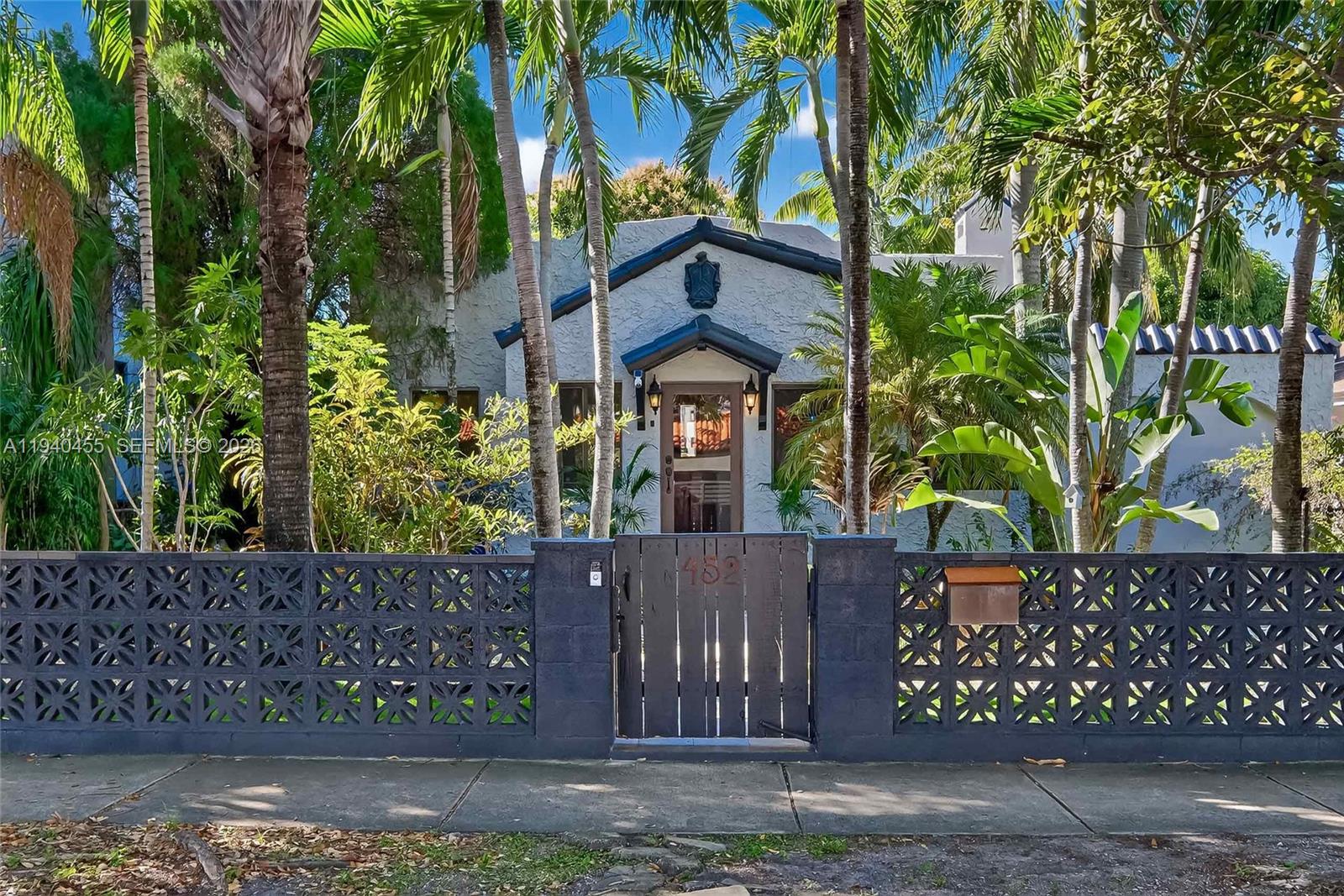 452 Southwest 21st Road Miami, FL 33129 - Photo 44 of 51