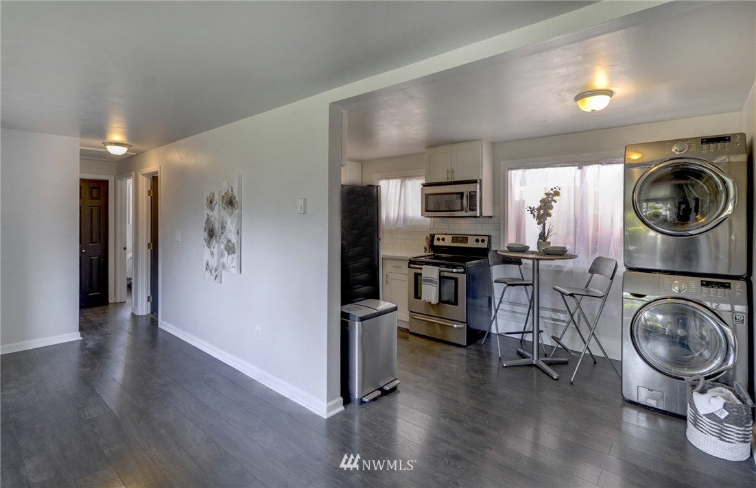 655 Redmond Avenue Northeast Renton, WA 98056 - Photo 15 of 30