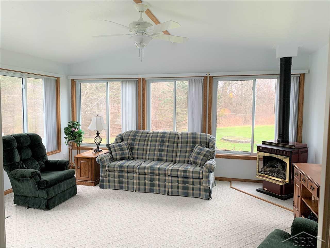 13156 Morrish Road Montrose, MI 48457 - Photo 15 of 53 50030709-14.JPG