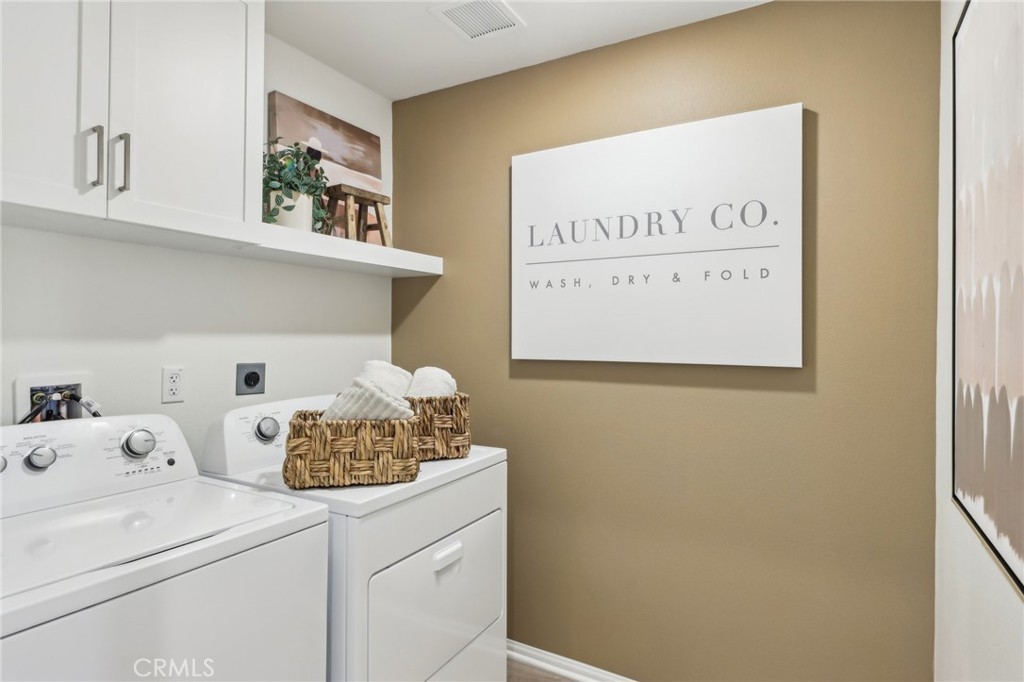15575 April Dawn Way, Unit 2 Fontana, CA 92336 - Photo 15 of 17 MODEL HOME