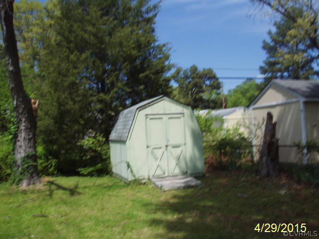 110 Wootton Road Sandston, VA 23150 - Photo 3 of 10 a view of garden