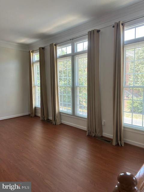 1811 Fallbrook Lane Vienna, VA 22182 - Photo 2 of 36