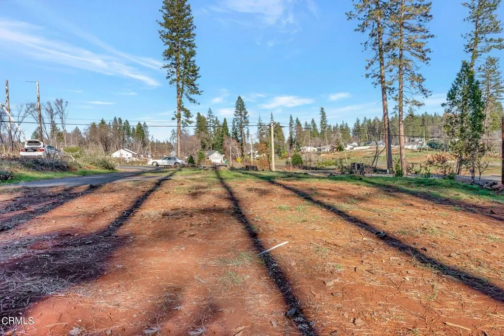1584 Wagstaff Road Paradise, CA 95969 - Photo 2 of 33 a view of a city