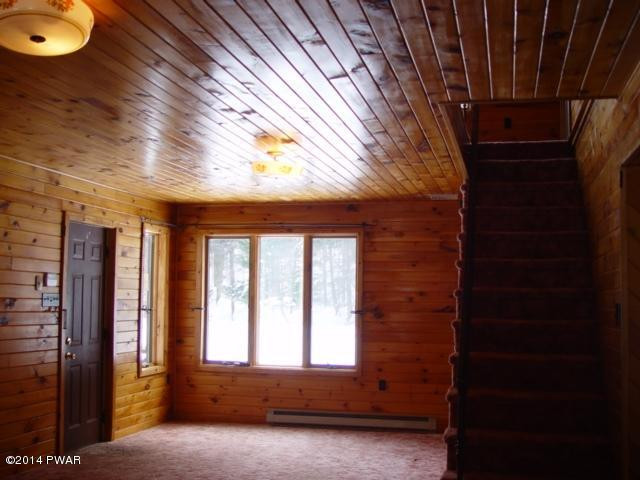 388 Mican Road Waymart, PA 18472 - Photo 7 of 28