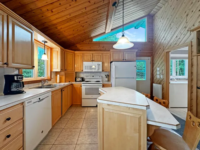 $525,000 | 374 East Van Buren Cove Road, St. David, ME 04773