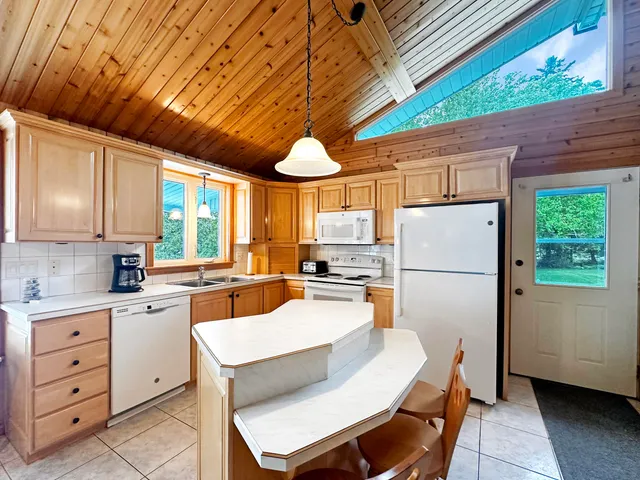 $525,000 | 374 East Van Buren Cove Road, St. David, ME 04773