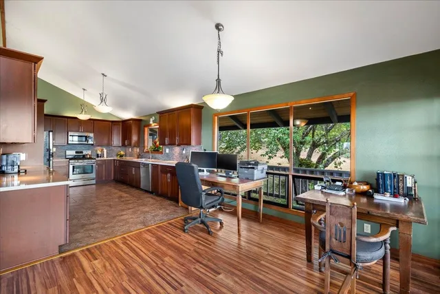 $2,200,000 | 1365 Piiholo Road, Makawao, HI 96768