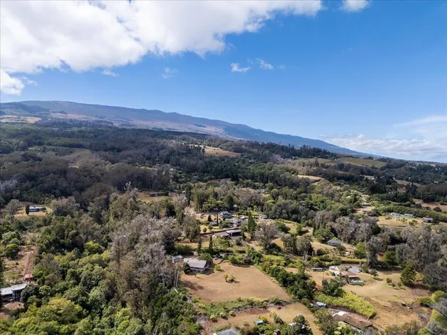 $2,200,000 | 1365 Piiholo Road, Makawao, HI 96768