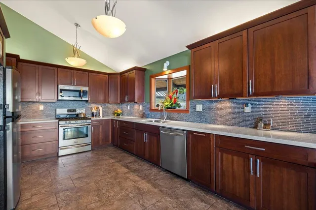 $2,200,000 | 1365 Piiholo Road, Makawao, HI 96768