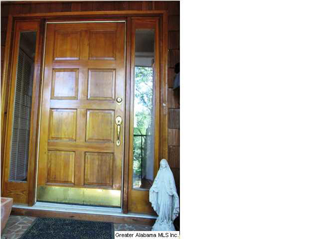 4417 Overlook Road Birmingham, AL 35222 - Photo 3 of 32