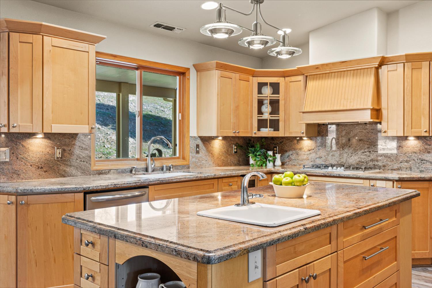 12423 Lowhills Road Nevada City, CA 95959 - Photo 43 of 63