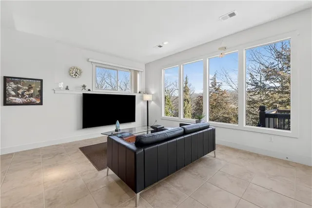 $509,950 | 8315 Primrose Street, De Soto, KS 66018