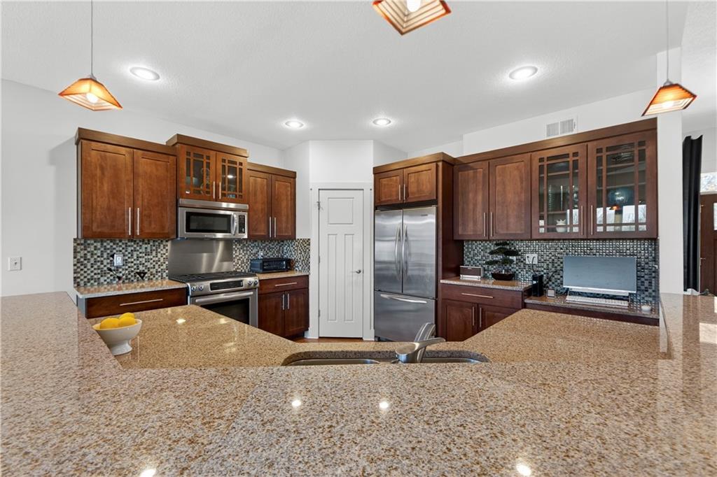 8315 Primrose Street De Soto, KS 66018 - Photo 8 of 70