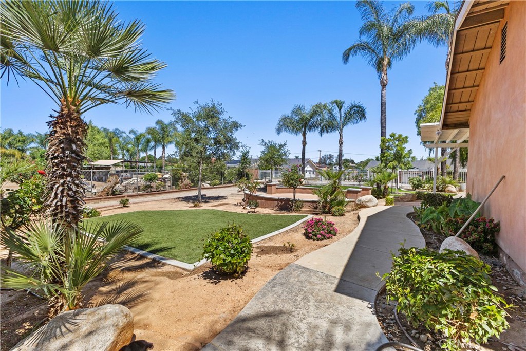19345 Warren Road Riverside, CA 92508 - Photo 28 of 72