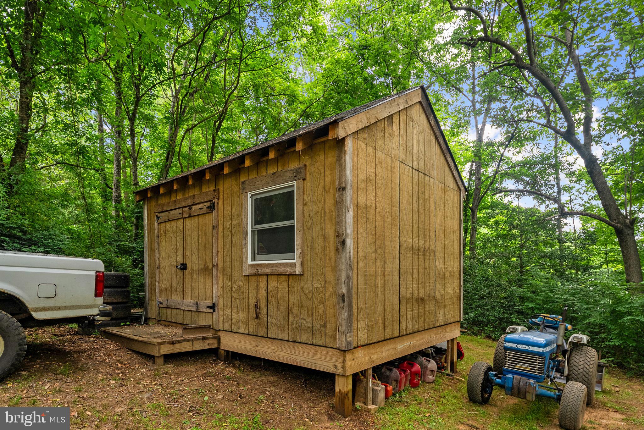 2303 West Hoover Road Haywood, VA 22722 - Photo 41 of 69 New Very Large STURDY Shed