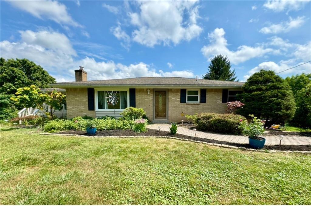 1050 Elicker Road Pittsburgh, PA 15239 - Photo 1 of 19 Gallery Image 1