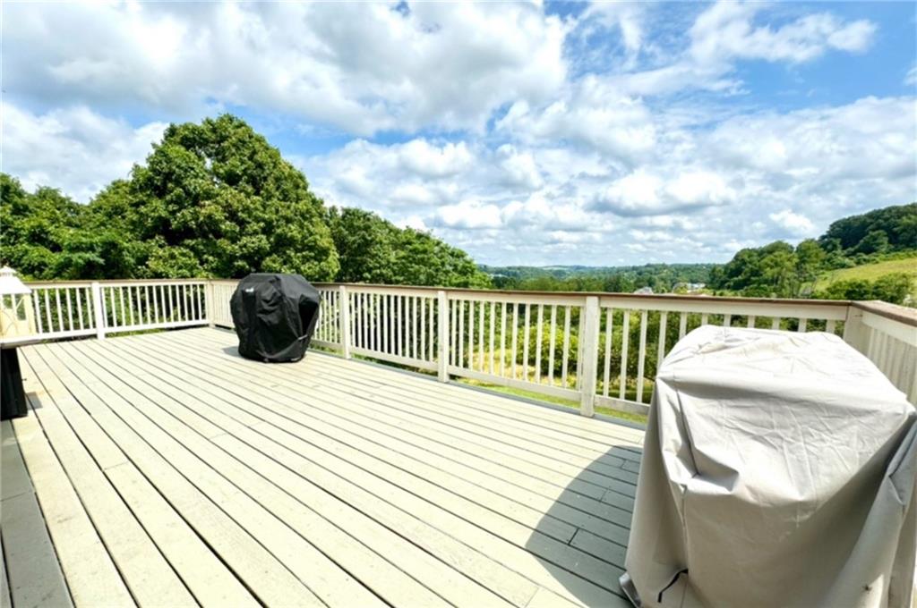 1050 Elicker Road Pittsburgh, PA 15239 - Photo 17 of 19 Gallery Image 17