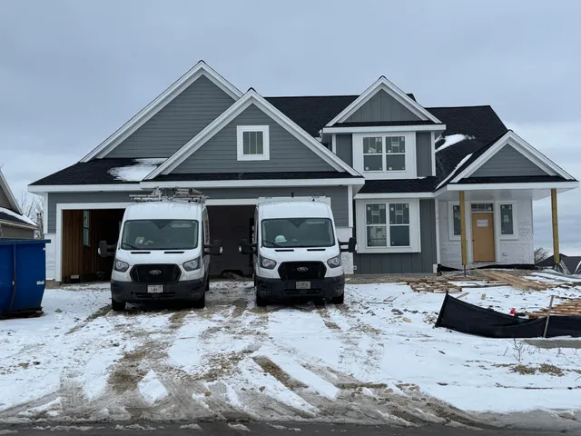 $649,990 | 2484 Boulder Drive, Slinger, WI 53086