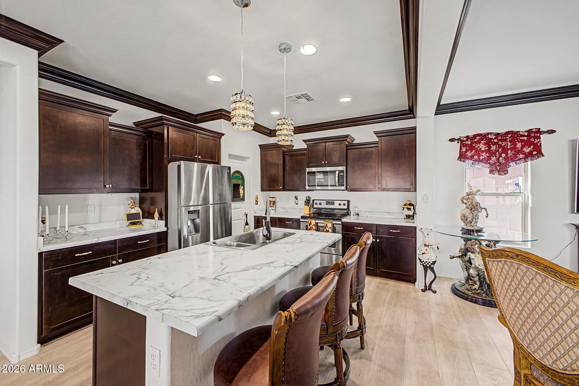 1616 South Aryelle Road Apache Junction, AZ 85119 - Photo 4 of 15 10-Aryelle