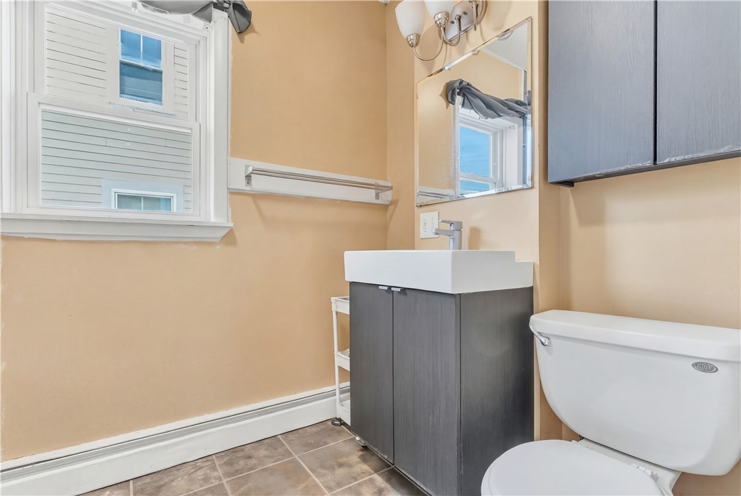 256 High Street Pawtucket, RI 02860 - Photo 9 of 40