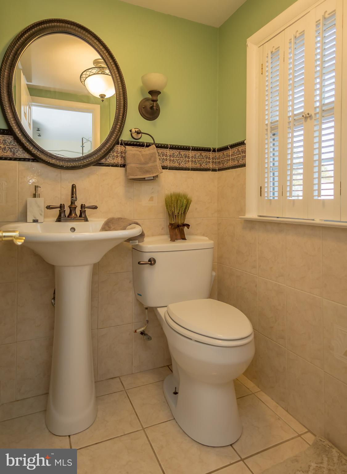 1514 Makefield Road Yardley, PA 19067 - Photo 13 of 45 Lower level FULL bath