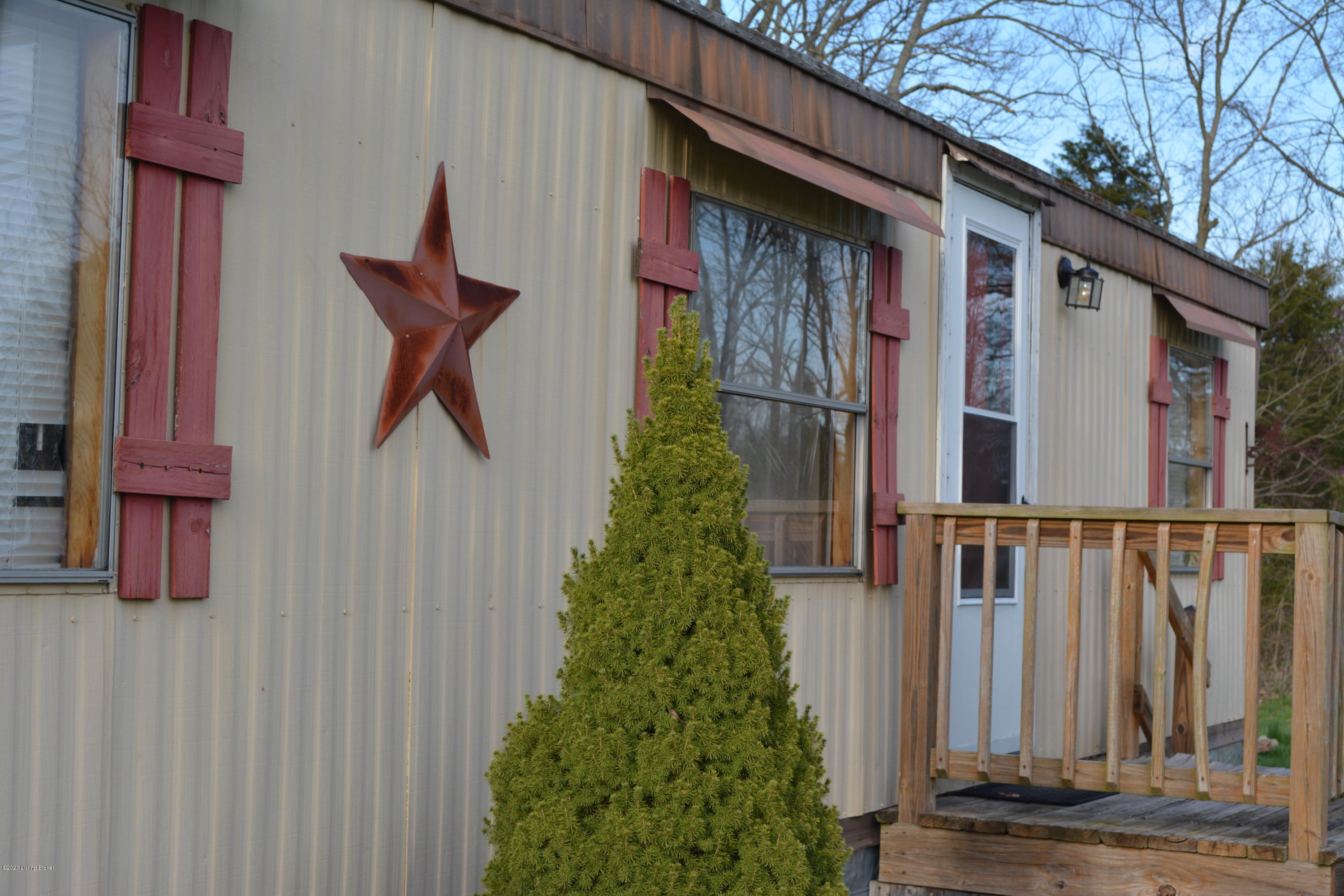 1582 Radcliff Road Smithfield, KY 40068 - Photo 3 of 40 DSC_2256
