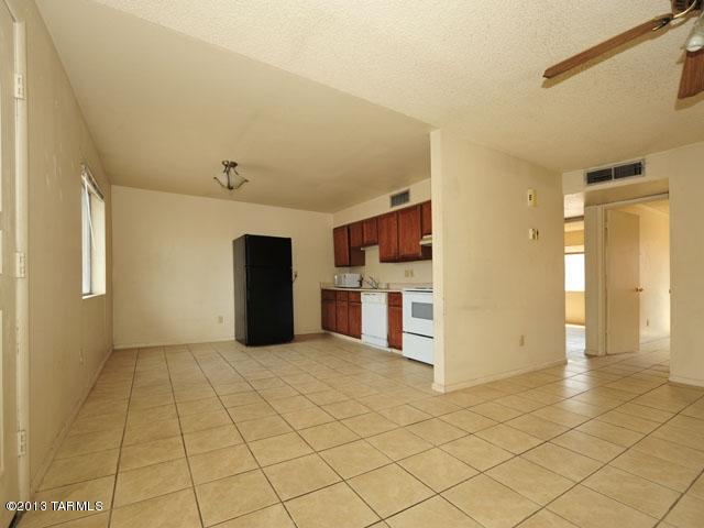 1043 East Halcyon Road, Unit 16 Tucson, AZ 85719 - Photo 7 of 21