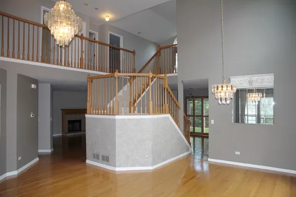 $3,700 | 2723 Whitehall Lane, Naperville, IL 60564