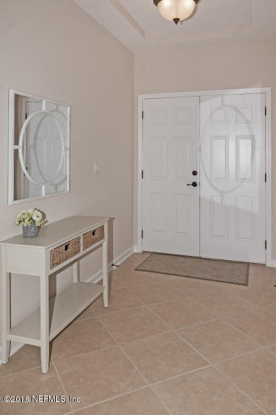 1708 Sanctuary Way Fleming Island, FL 32003 - Photo 8 of 21 a view of cabinets and window