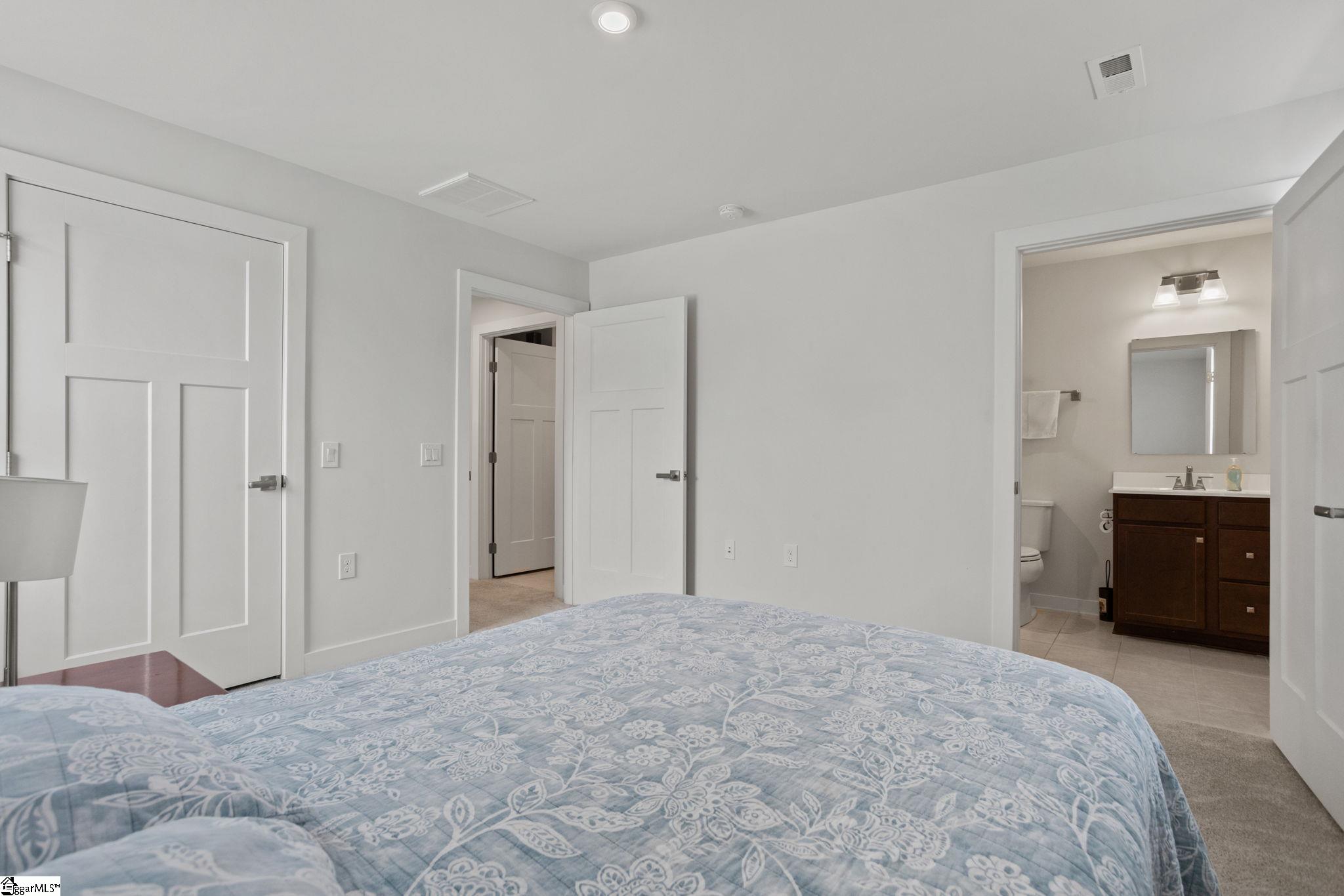 230 Bending Branch Road Greenville, SC 29605 - Photo 14 of 37 Gallery Image 14