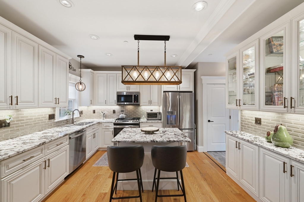106 Bridge Street, Unit 2 Salem, MA 01970 - Photo 9 of 40