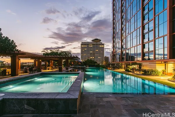 $5,100 | 1555 Kapiolani Boulevard, Unit 1412, Honolulu, HI 96814