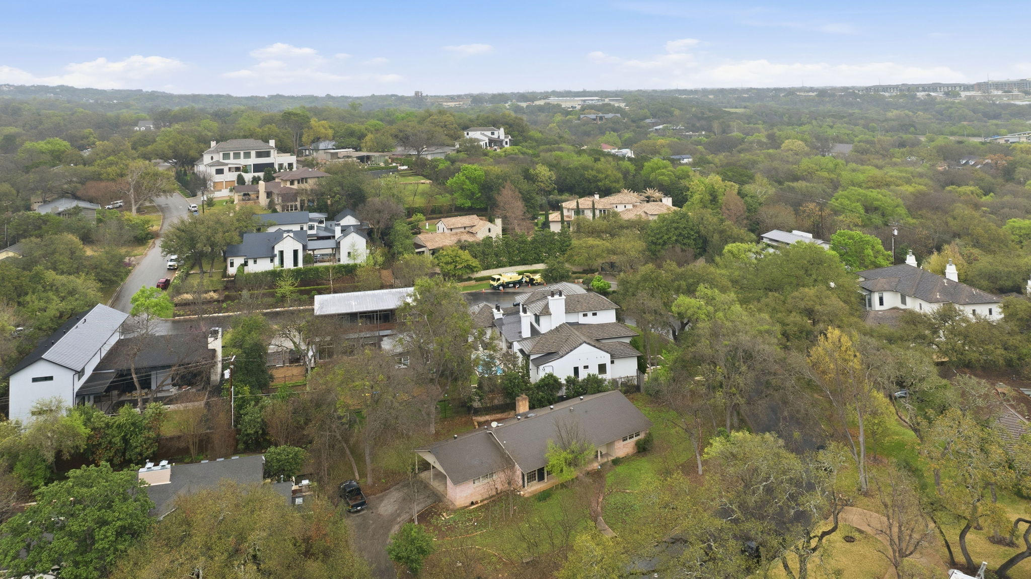 3400 Foothill Parkway Austin, TX 78731 - Photo 21 of 23 an aerial view of residential houses with city view and lake view