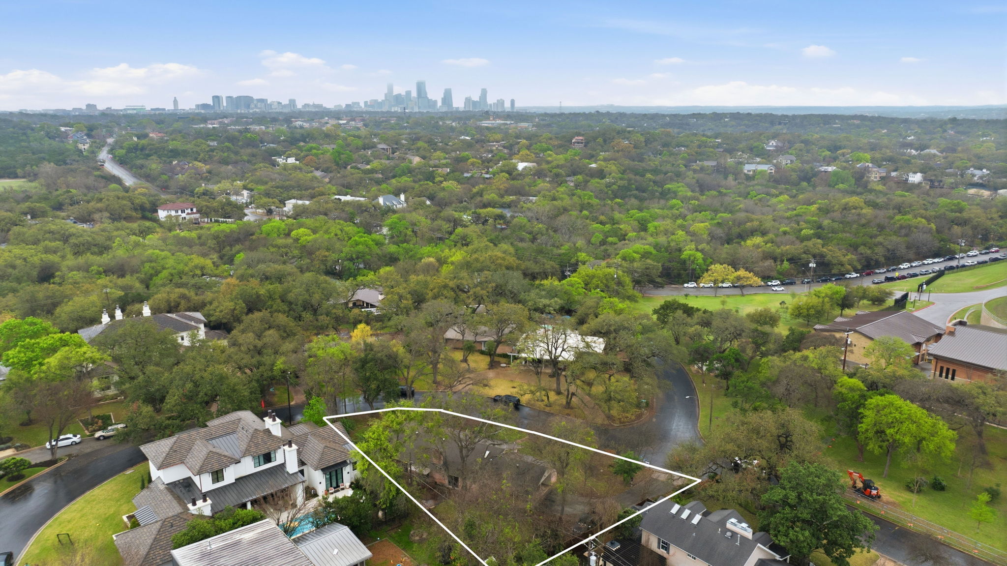 3400 Foothill Parkway Austin, TX 78731 - Photo 5 of 23 a view of a city from a balcony