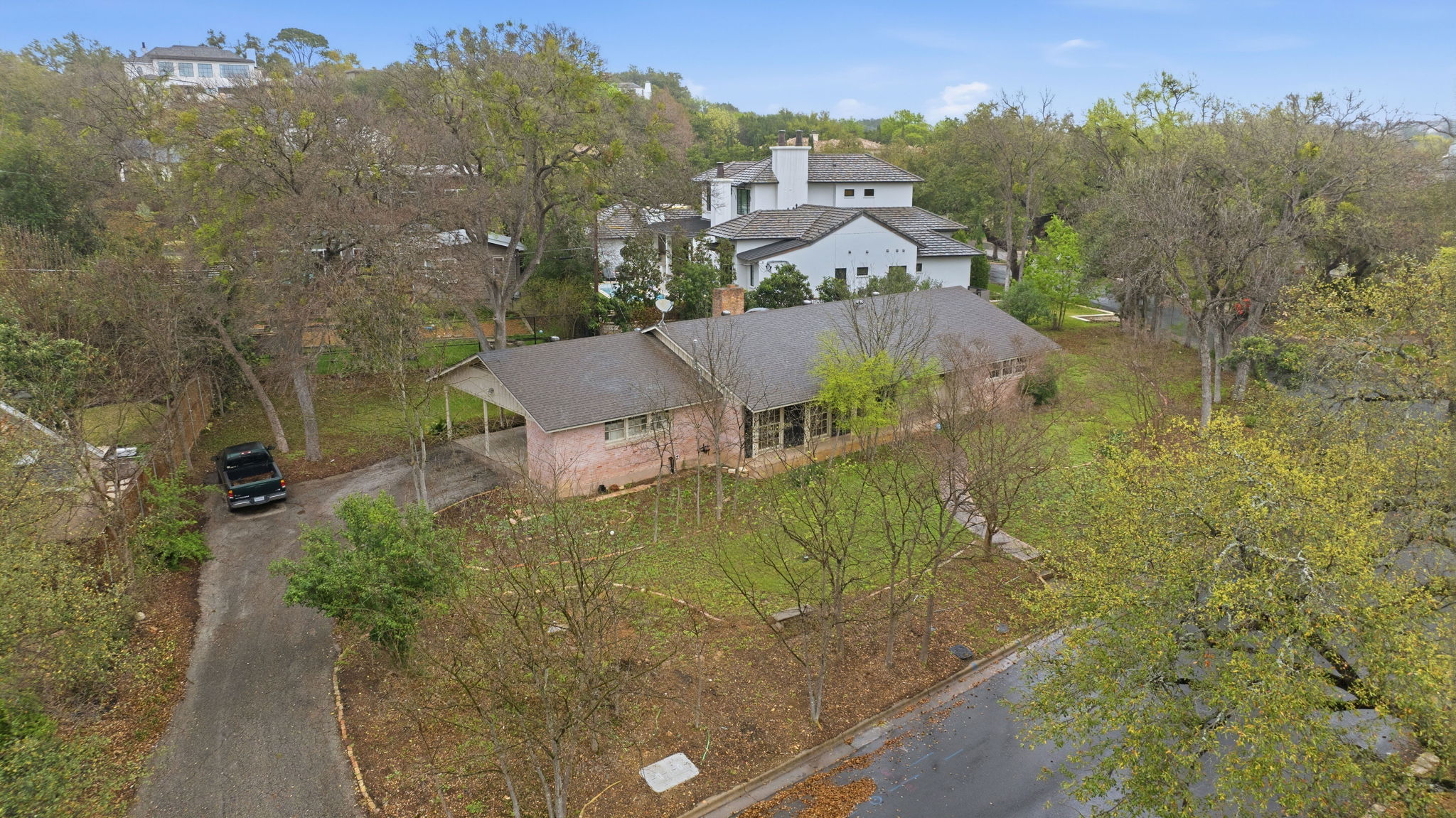 3400 Foothill Parkway Austin, TX 78731 - Photo 7 of 23 an aerial view of a house with a yard