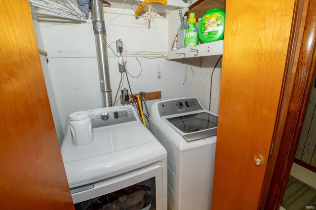 $279,900 | 9274 Harper Lake Drive, Kimmell, IN 46760