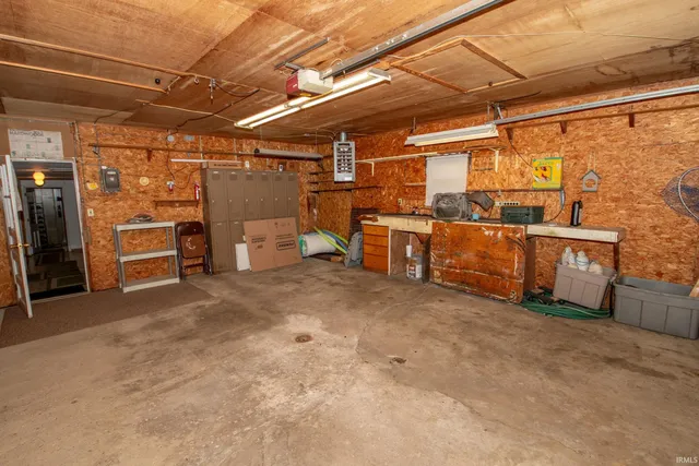 $279,900 | 9274 Harper Lake Drive, Kimmell, IN 46760