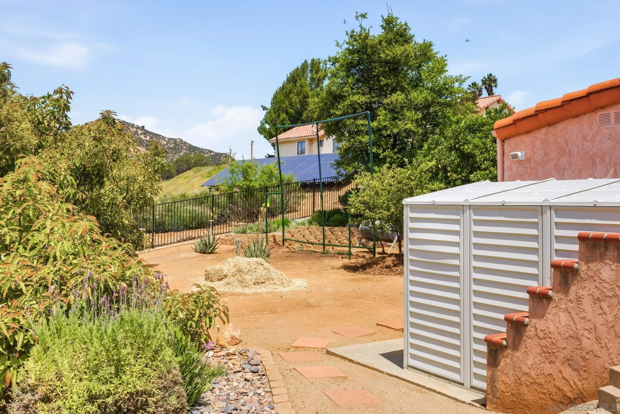 8850 Summerhill Point Alpine, CA 91901 - Photo 45 of 56