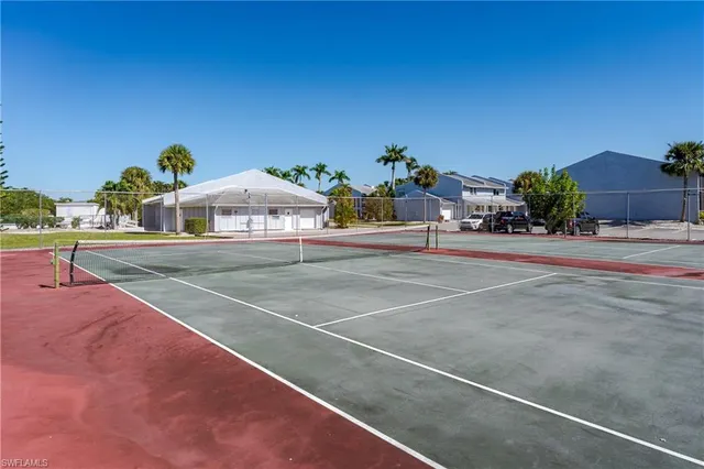 a view of a tennis court