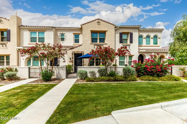 $450,000 | 4077 South Sabrina Drive, Unit 121, Chandler, AZ 85248