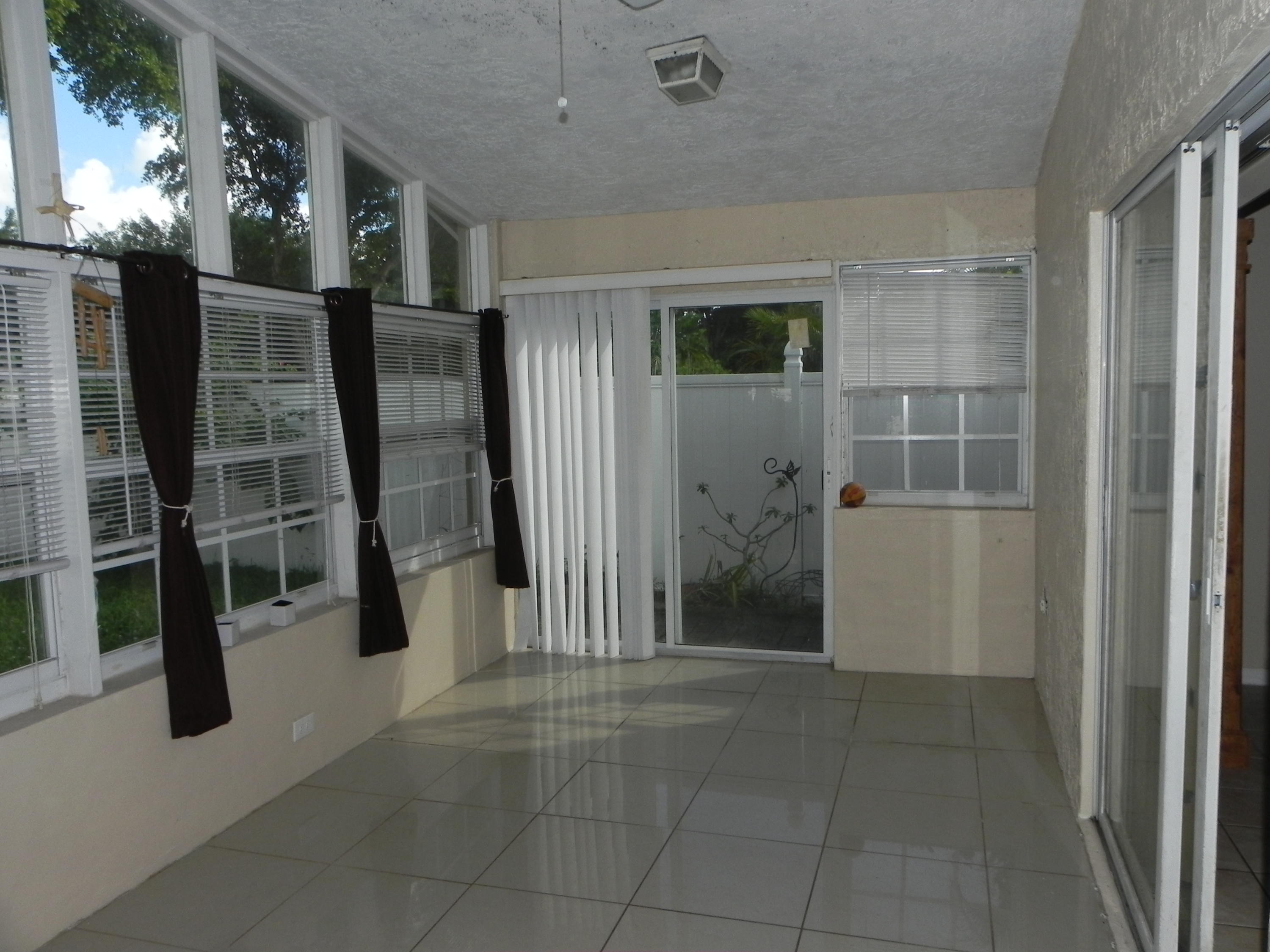 4629 Southwest 12th Street Deerfield Beach, FL 33442 - Photo 39 of 68 DSCN3196