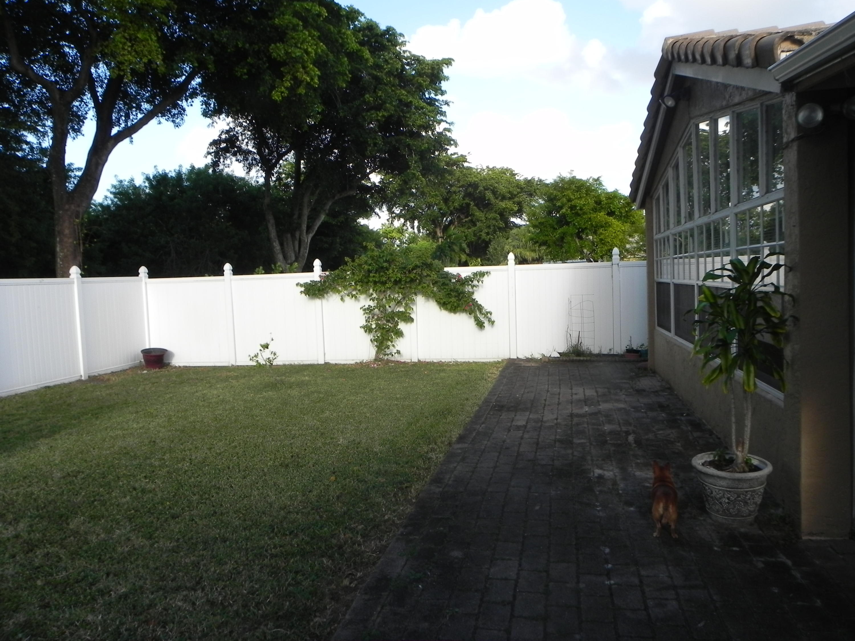 4629 Southwest 12th Street Deerfield Beach, FL 33442 - Photo 53 of 68 DSCN2923