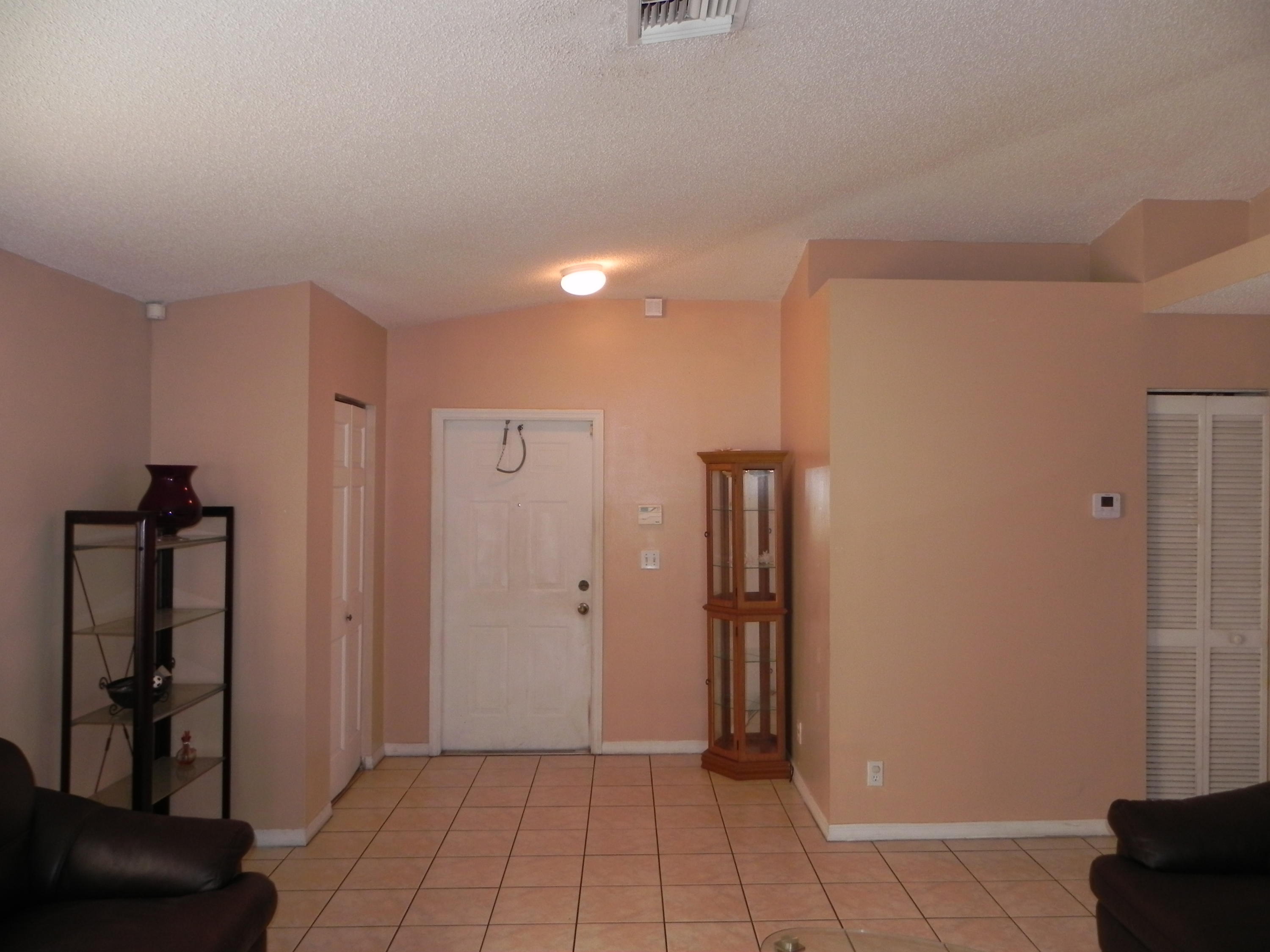 4629 Southwest 12th Street Deerfield Beach, FL 33442 - Photo 9 of 68 DSCN3184