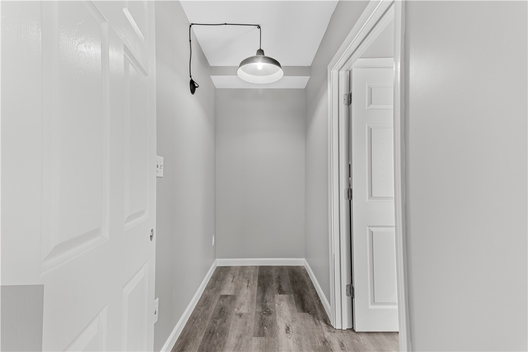 567 Providence Street Warwick, RI 02886 - Photo 5 of 11