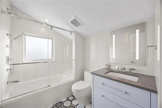 $3,999,999 | 1814 East 28th Street | Madison