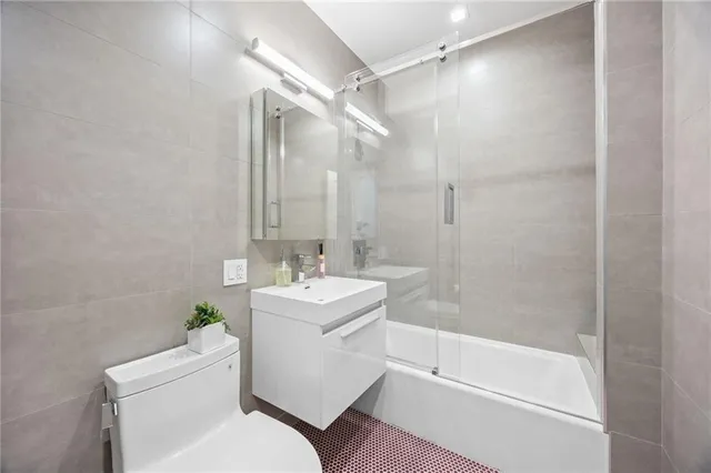 $3,999,999 | 1814 East 28th Street | Madison