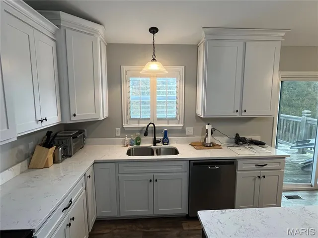 $349,000 | 232 Auburn Ridge Dr. Drive, Troy, MO 63379