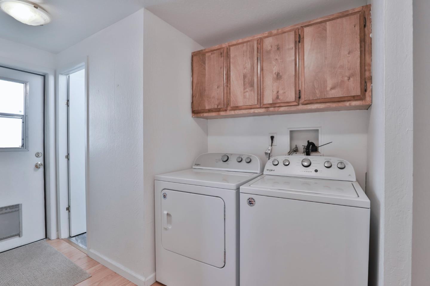 11662 North Ham Lane, Unit 62 Lodi, CA 95242 - Photo 19 of 25 a utility room with dryer and washer