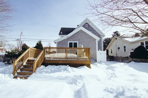 39 Onset Avenue Wareham, MA 02532 - Photo 4 of 30